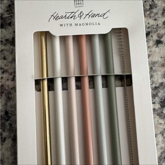 21oz Fluted Glass Tumbler w/Wood Lid Green + 7pc Straw Set - Hearth & Hand - Picture 8 of 11